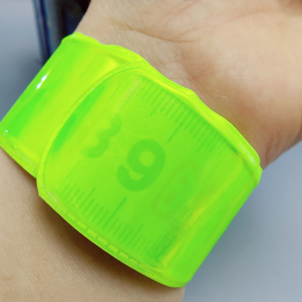 Светоотражающий SLAP- браслет, 22 см / фликер на руку, на коляску / самоскручивающийся / безопасност